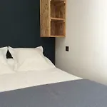 Le *